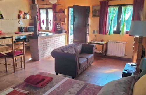 La Cueva Cottage | THE OLD WOMAN'S HOUSE