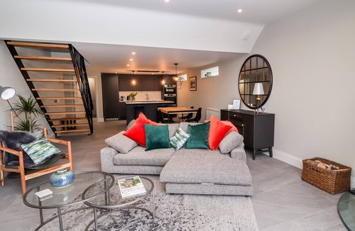 Denbigh Cottage | THE OLD WORKSHOP, romantic, luxury holiday cottage in Denbigh