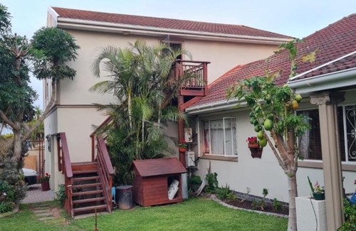 Beacon Bay Apartment | The Olde Folks