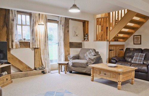 Pontesbury Cottage | The Olde Granary - E4298