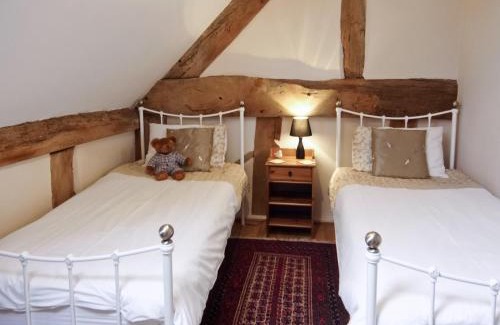 Pontesbury House | The Olde Granary - E4298
