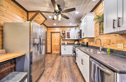 Turtlepoint House | ‘The Olde Homestead’ w/Mtn Views Near Coudersport