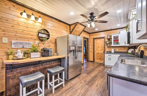 Turtlepoint House | ‘The Olde Homestead’ w/Mtn Views Near Coudersport