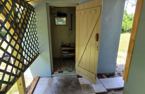 Fort McCoy Cabin | The Olde Salt Springs Cabin