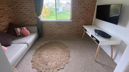 Sanctuary Point House | The Olive - Family & Pet Friendly