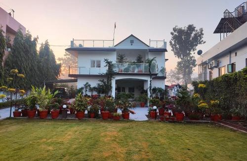 Sirmour House | The Olive Greens