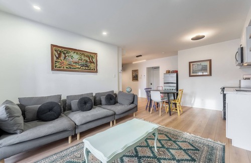 Plateau Mont Royal Apartment | The Oliver Jones | Roof Top | Wifi | AC
