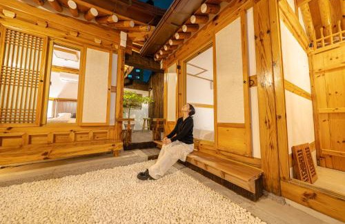 Sajik-dong Apartment | The Onda Premium Hanok Stay near Gyeongbokgung