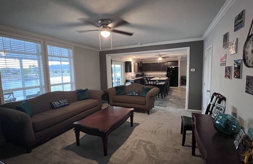Mohave Valley House | The One MorenOn the water with semi private beach and launch