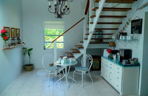 Spanish Wells House | The ONLY house with POOL for rent in Spanish Wells! Five star service.