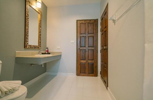 Chang Phueak Hotel | The Opium Chiang Mai