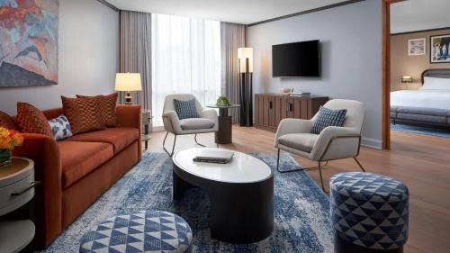 White Plains Hotel | The Opus Westchester, Autograph Collection