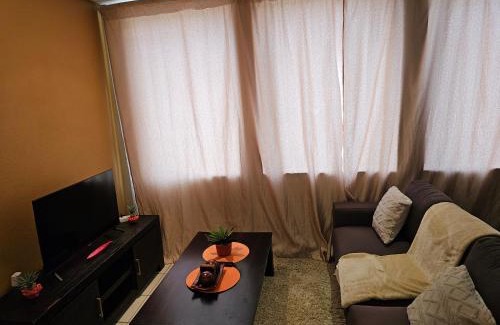 Downtown Johannesburg Apartment | The Orange Corner II