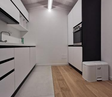Bussolengo Apartment | The Orange Flat