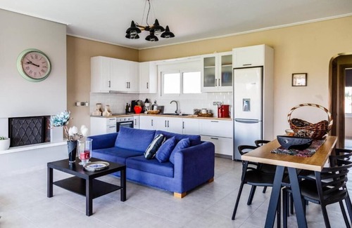 Argolikon Apartment | The Orange Garden residence in Nafplio
