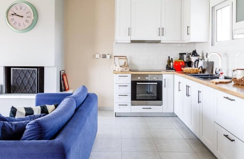Argolikon Apartment | The Orange Garden residence in Nafplio