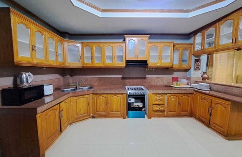 San Vicente Villa | The Orange House - Vigan Villa @GovantesGuesthouse