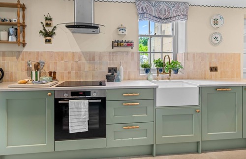 Dursley Cottage | The Orangery - Frampton on Severn