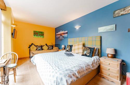 Foxley Bed & Breakfast | the Orangery - BnB Suites