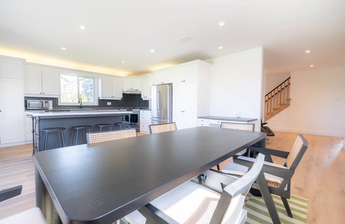 Jordan Station Villa | The Orchard Villa