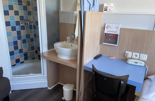 L'Hospitalet-du-Larzac Hotel | The Originals Access, Hôtel Millau Sud