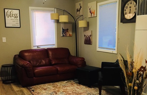 Airport Heights Community Council House | The original city location for the Anchorage Quaint & Cozy Home