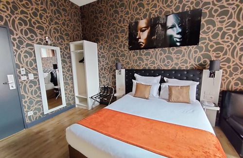 Montlucon Hotel | The Originals Boutique, Hôtel de l'Univers, Montluçon