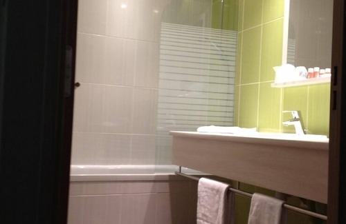 Dreux Hotel | The Originals City, Hotel des Lys, Dreux
