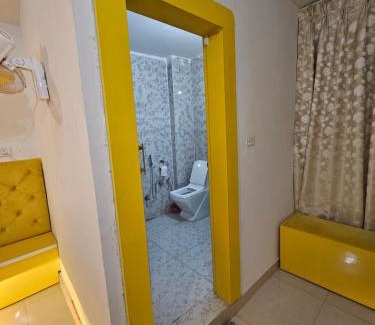 Orchha Apartment | The OrtusStays - Sunrise Room