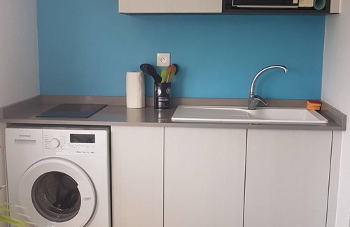 L'Autre-Bord Apartment | The Other Edge Studio Sea View