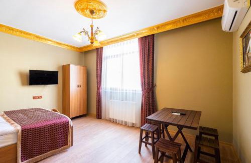 Beyazit Apartment | The Ottoman suit