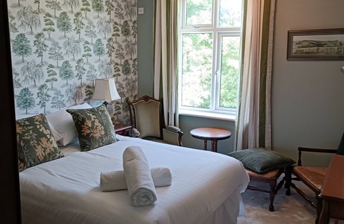 Scarborough Hotel | The Outlook