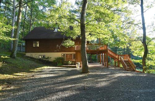 Berkeley Springs Ski Chalet | The Outlook - Pet Friendly, Grill, Wifi, View, Fire Pit, Deck, Family Friendly, Foosball, Game Room, King Bed, Fireplace