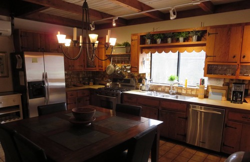 Burnsville House | The Overlook on South Toe River