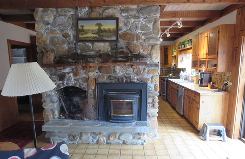 Burnsville House | The Overlook on South Toe River