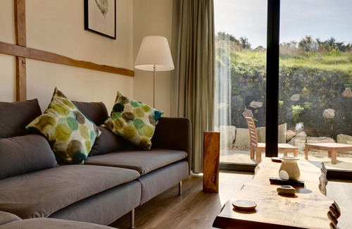 Hinton Parva Apartment | The Owl Barn Wiltshire - Slate