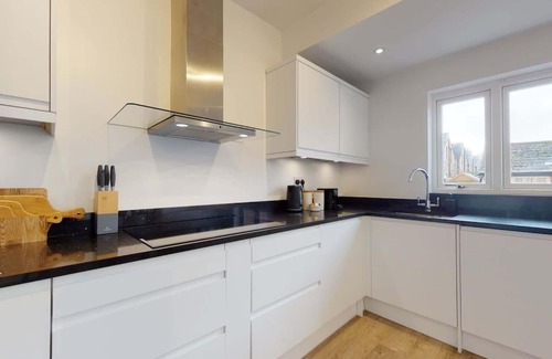 Oxford House | The Oxford Lodge Exeter Room