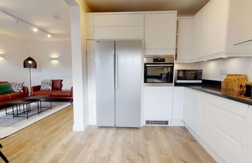 Oxford House | The Oxford Lodge Exeter Room