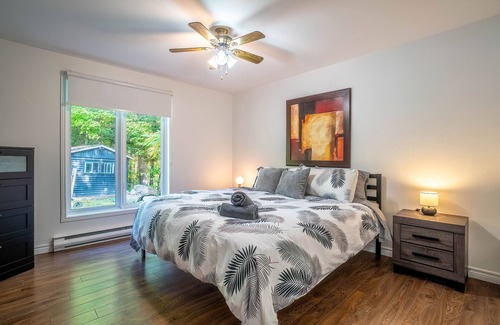 Saint-Alphonse-Rodriguez Ski Chalet | The Panda | Spa | Lake Front | BBQ
