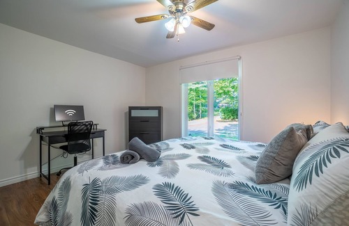 Saint-Alphonse-Rodriguez Ski Chalet | The Panda | Spa | Lake Front | BBQ