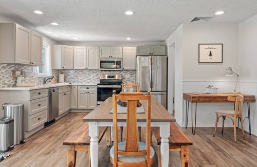 Salem House | The Pacific Northwest House near Salem, OR