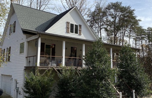 Mayhew House | The Paddle House on Lake Norman