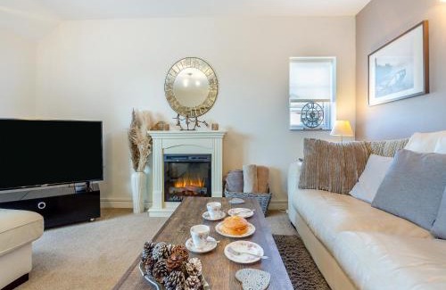 Saint Asaph House | The Paddock