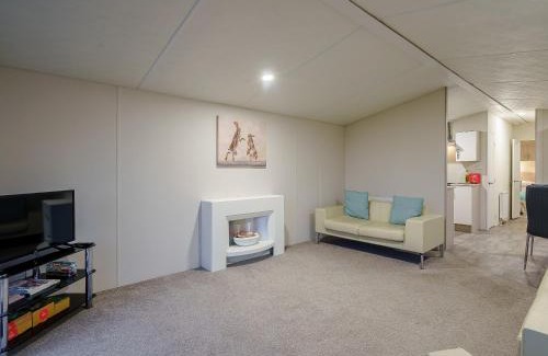 Alloa House | The Paddocks - Uk7112