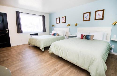 Dyckesville Hotel | The Painted Pelican