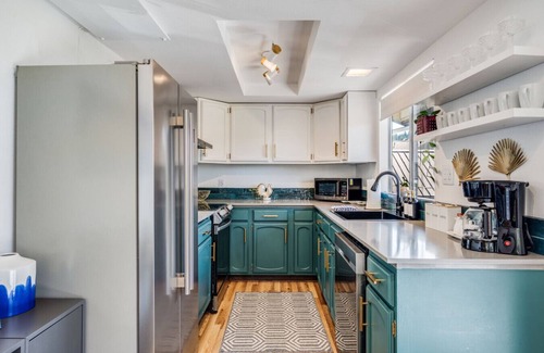 Tahuya House | The Painted Tide w/Hot tub, Kayaks, & Firepit