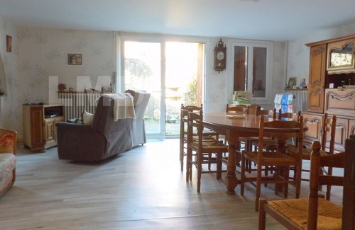 Boisse-Penchot House | the pakitoum guest rooms Large room minimum 2 beds maximum 4