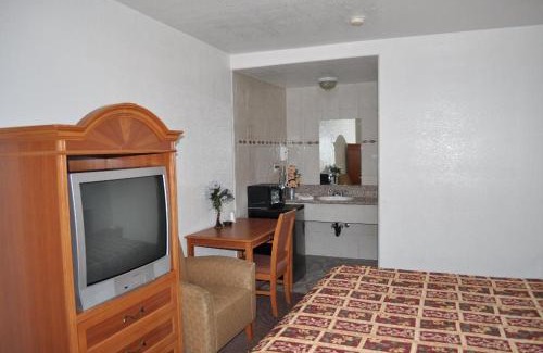 Five Points Northeast Hotel | The Palace Inn
