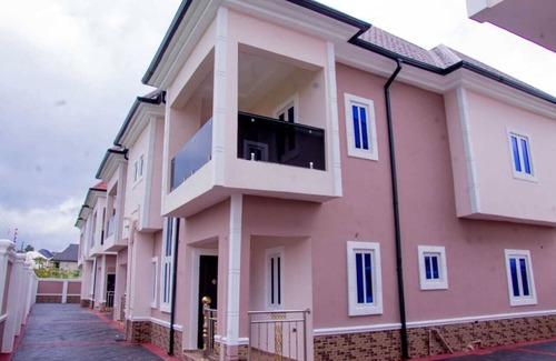 Umudike Apartment | The Paletinos Luxury Aparthotel