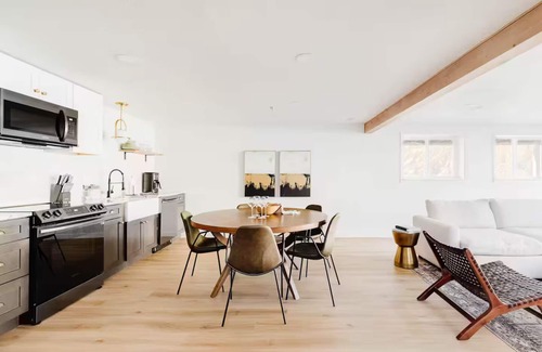 Palisade House | The Pali House B - Beautiful views on 10 acres!